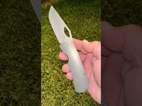 My early morning EDC is McNees Dixon knife… contoured, hollow grind, fidgety, & fantastic!