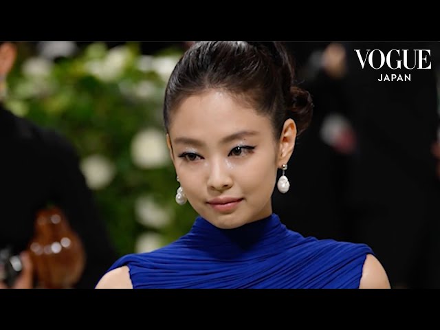 BLACKPINKのジェニーがアライアのドレスで参戦、「メットガラ」への準備に密着。| Met Gala | VOGUE JAPAN