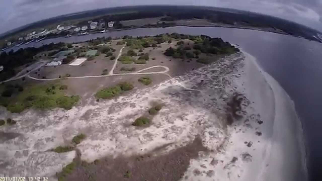 Holden Beach 4/26/15 Low tide and changes at the inlet - YouTube