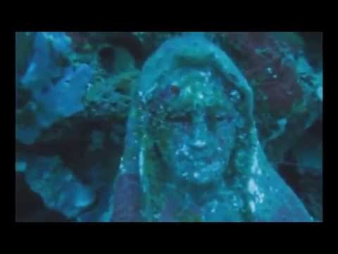 მარიამ ღვთისმშობლის ქანდაკება წყალქვეშ , ნამდვილი საოცრებაა