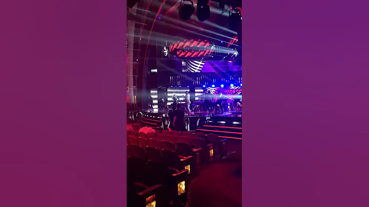 Vaivn Daddy Yankee by Diana Granda