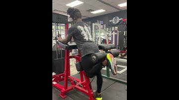 Standing ISO Leg Curl