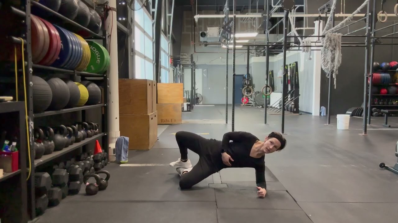 Movement Snack 2 band and bodyweight