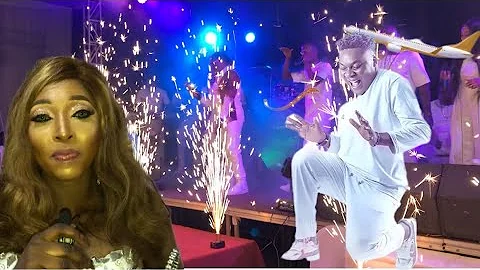 Femi Solar’s wife praised her husband, Femi Solar electrifying entrance at his LIFTED album lunch.