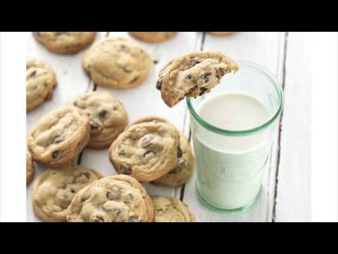 Christmas Chocolate Chip Cookies