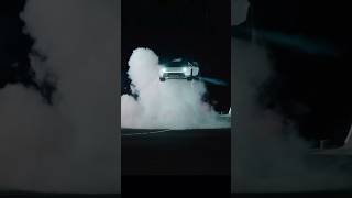 Tesla Roadster vola come la Delorean di Back to the Future 🤯