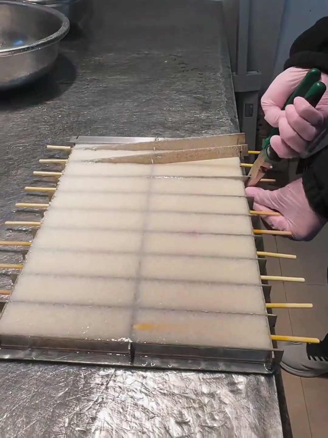 Mung bean glutinous rice Popsicle making process