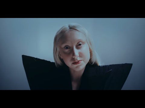 LUNA - The Tower