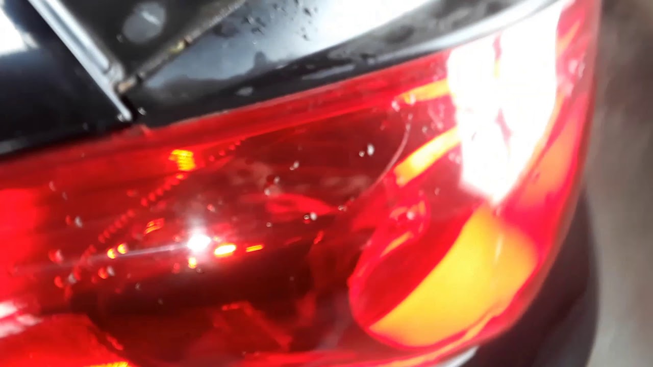 Hyundai Elantra tail Light Removal for Bulb Replacement - YouTube