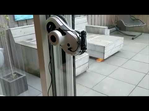 Langų valymo robotas \