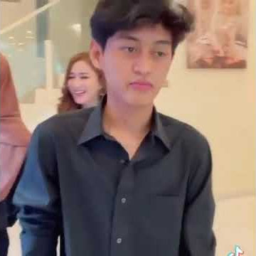 gemes banget di liatin una #fahmiuna