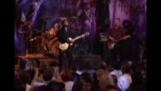 Download lagu Concierto John Fogerty - 16 - The Old Man Down The Road