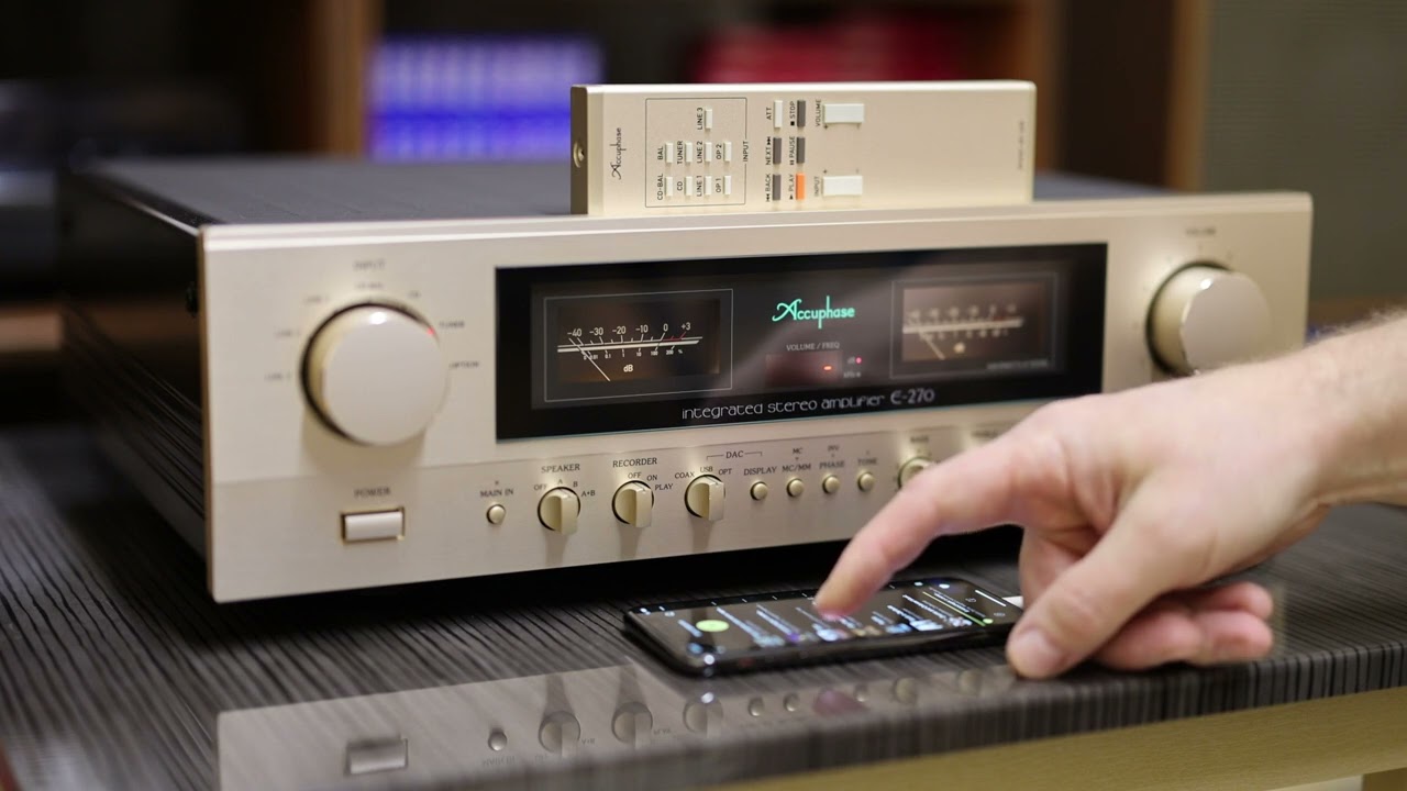 Accuphase E 270 - YouTube