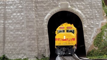 ATSF FP45 Transporting Coal And Oil Through The Mountains. #train #railway #modelrailroad