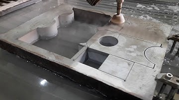 Máy cắt tia nước Inox 70mm - Cty Hữu Quân