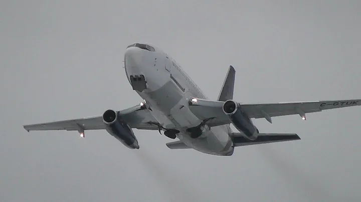 Nolinor | Boeing 737-200 take-off | C-GTUK | Val-d'Or (CYVO)