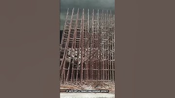 Terrifying Moment Scaffolding Collapses on Workers