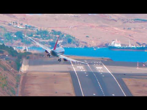 INCREDIBLE LANDING Jet2 BOEING 737 At Madeira Airport