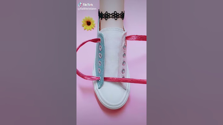 Warto wiązać w taki sposób buty