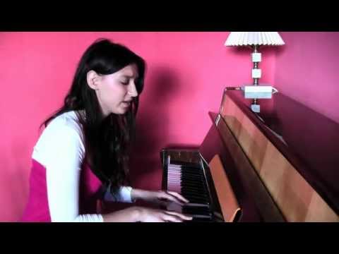 Nikol Davídková, Lyrics, piano live