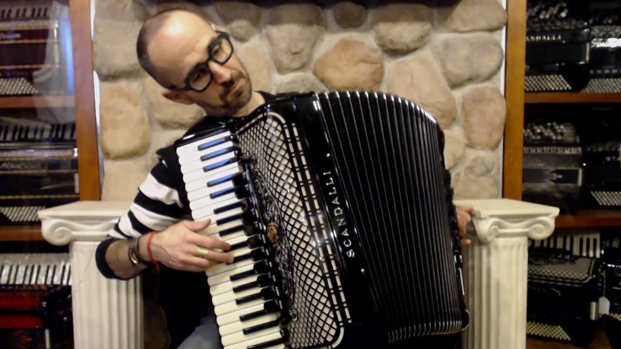 SCANSUPVIXBK - Black Scandalli Super VI Extreme Piano Accordion