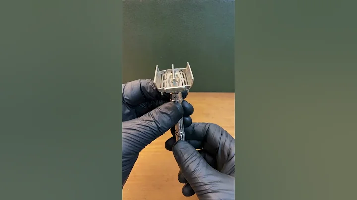 60´s Gillette Slim Adjustable Double Edge Safety Razor #shaving  #barbershop #vintage #safetyrazor