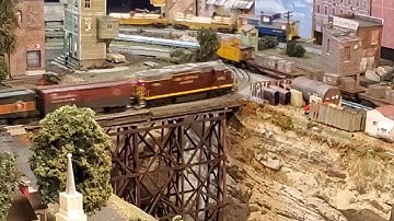 Reverse Loop 22 cars on 12