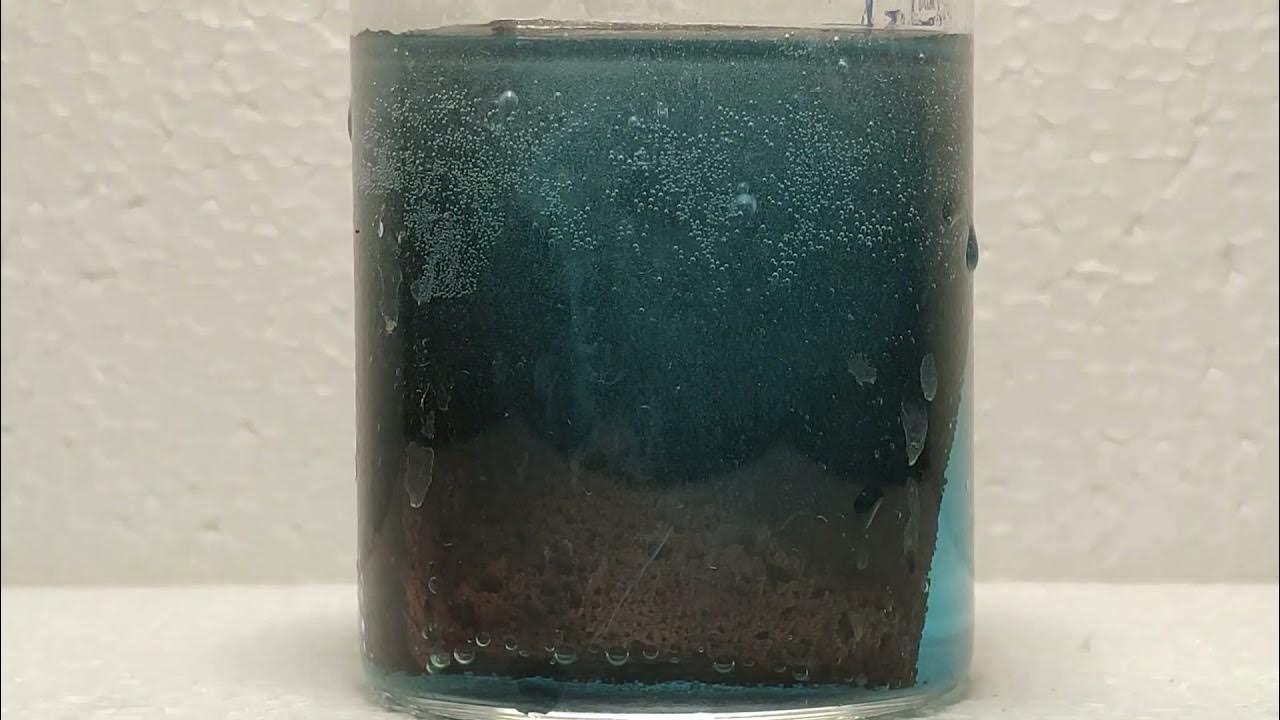 Осаждение меди из сульфата меди. Хлорид меди 1. Хлорид меди 2 цвет. Раствор хлорида меди 2. Хлорид меди 2 цвет раствора.