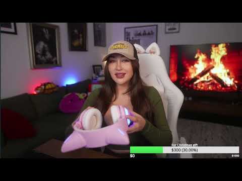 WAIFU CHILL Louisa Khovanski Stream 