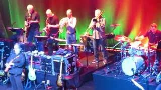 Steely Dan -  Show Biz Kids  @ Beacon Theatre 10/14/16 chords