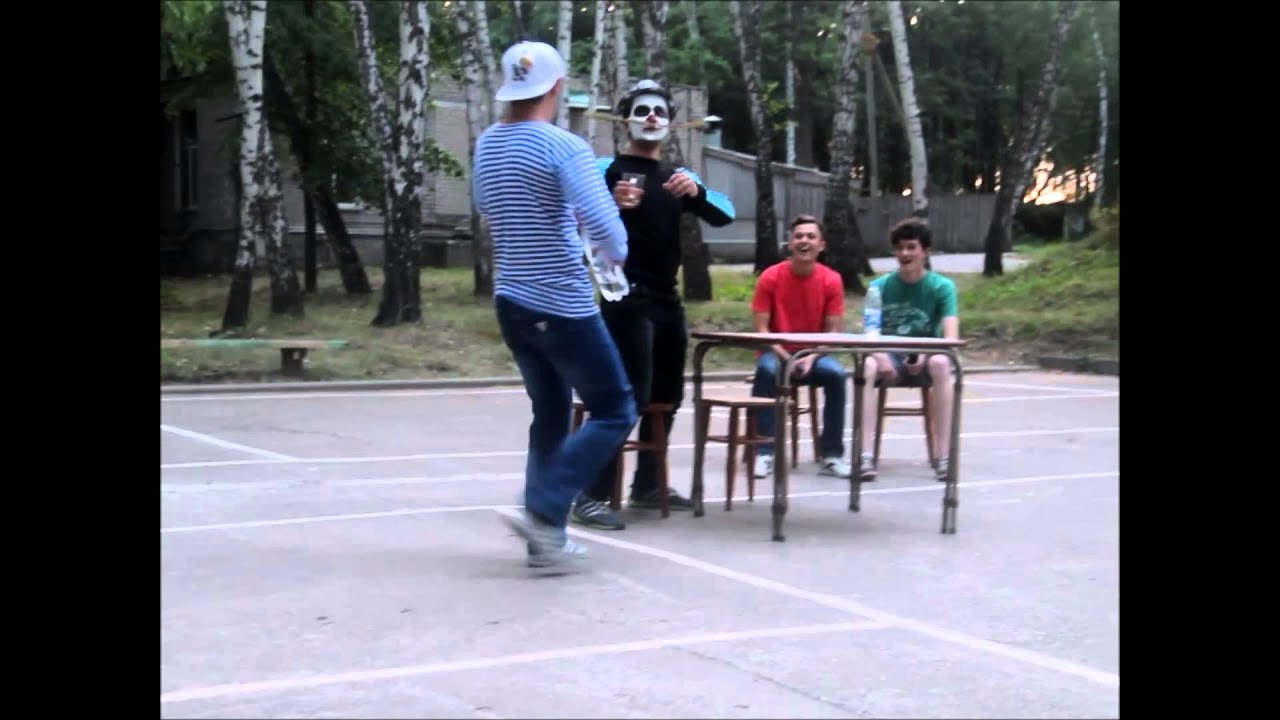 сценка на 23 февраля смешная. юмористическая сценка зал ржал. вечеринка в стиле пионеров. слово коленка. тематические вечеринки.