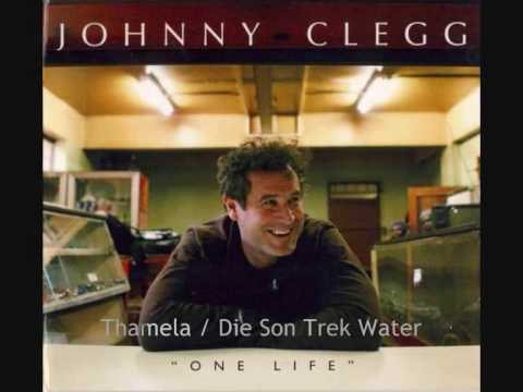 Johnny Clegg - Thamela / Die Son Trek Water acordes