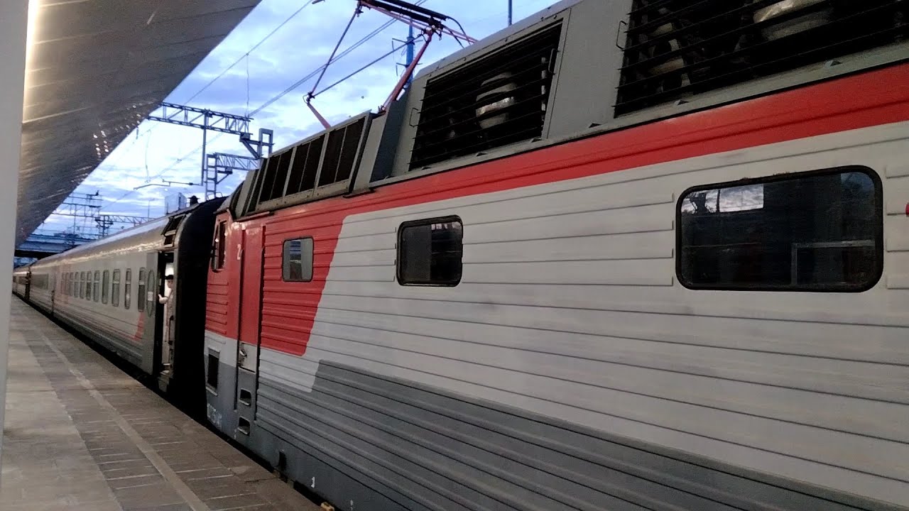 Фирменный поезд 