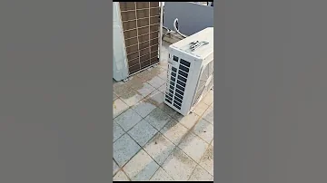غسل وتنظيف السطح قبل العزل السعودية عزل الاسطح عزل خزانات الرياض كشف تسربات المياه 
