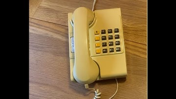 British Telecom 8302 Ambassador Electronic Switching System dedicated DTMF signalling desk telephone
