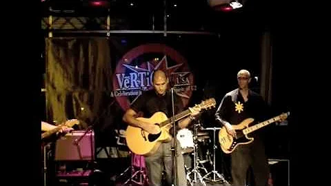 Alfredo Hurtado with Vertigo