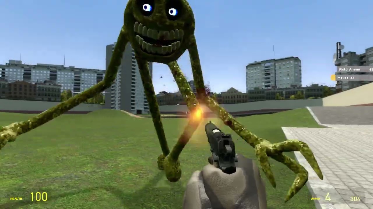 GMOD- Trying to survive Smiley