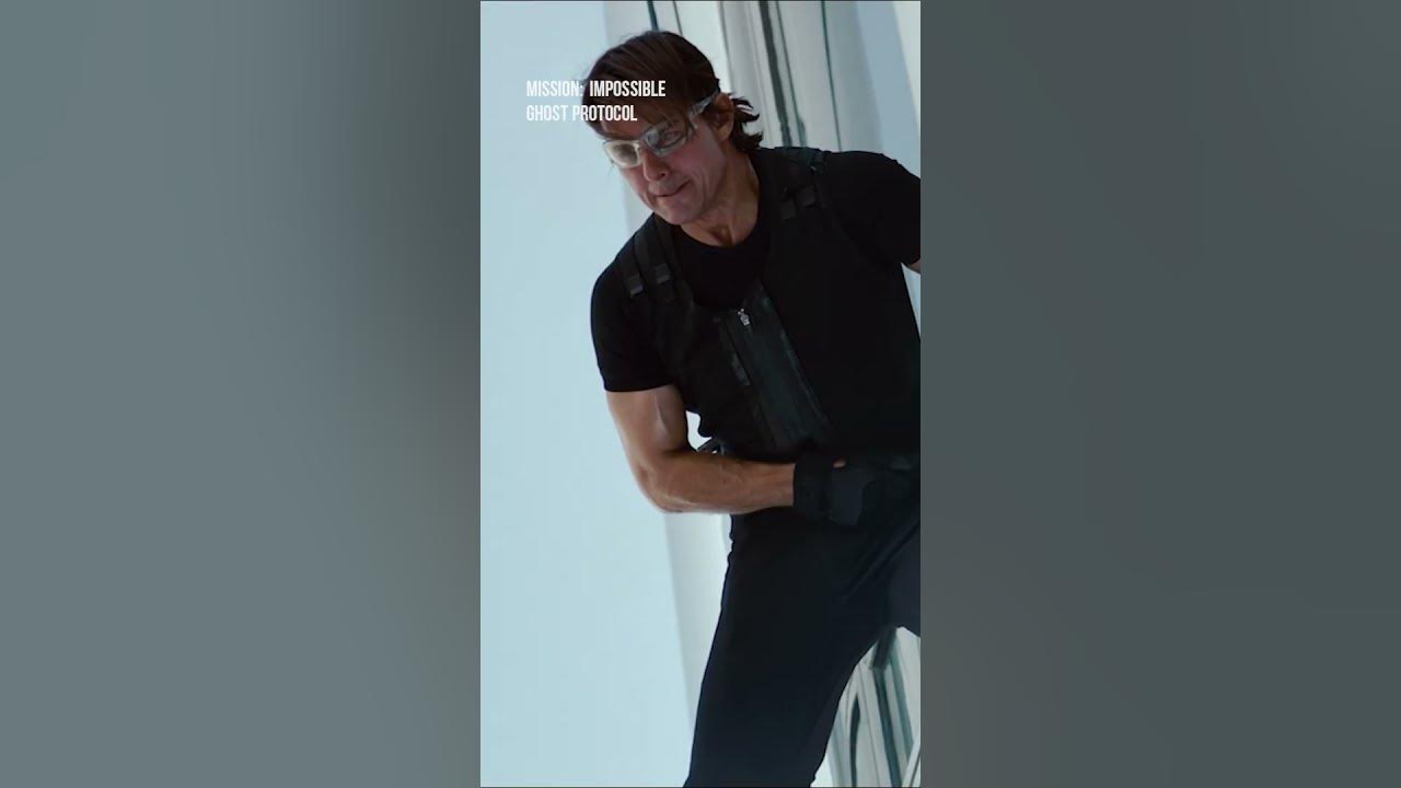 Nothing impossible about scaling a skyscraper | #MissionImpossible - Ghost Protocol #TomCruise