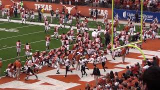UT players before UT Vs. Colorado 10/10/09 by Mag Gie 264 views 14 years ago 35 seconds