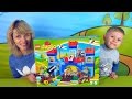 Lego Замок и малыш Даник с мамой - Видео для детей с конструктором Лего и Даником