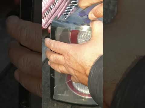 Range Rover tail light broken lens