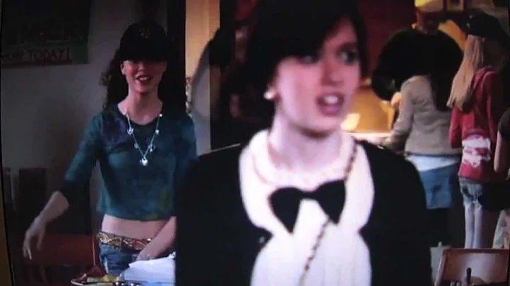 Elizabeth Gillies in The Clique (As Shelby Wexler)