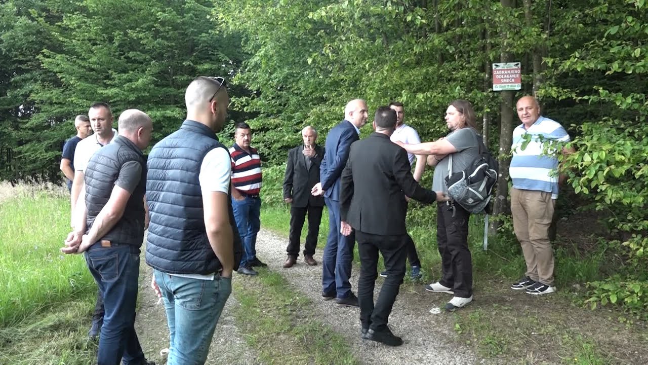 Tešanjska hronika 857 - Obilaskom linija na Oblom kamenu započelo obilježavanje Dana MZ Piljužići