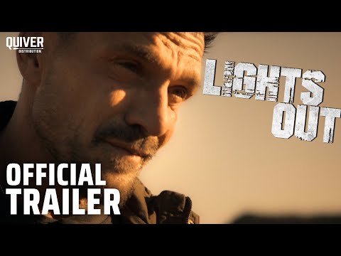 Lights Out | Official Trailer