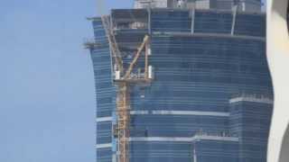 Crane Removal Timelapse on Emirates Park Towers