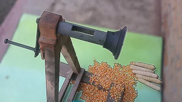 How to Make a Simple Corn Sheller at Home | DIY 🌽