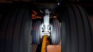 BOEING 737 MAX Shock Absorber #aircraft #boeing #boeing737max #boeing737 #airplane