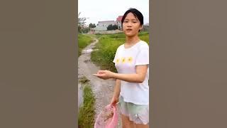 Download lagu Gia linh đi bá cua #bibabibo #gialinhbao #gialinh #shortvideo #shorts