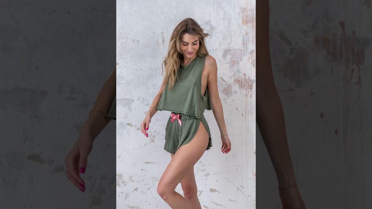 MAKE HER FEEL SPECIAL l Khaki & Gold Amber |  Loreen Label