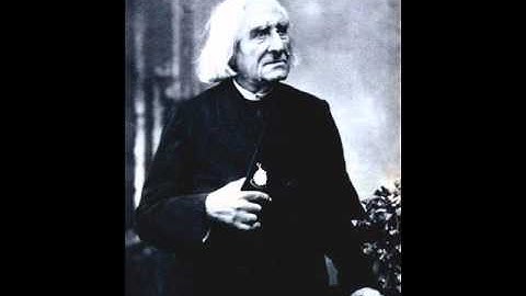 Franz Liszt -  Hungarian Rhapsody No 1 In C Sharp Minor (Pianist - Michele Campanella)